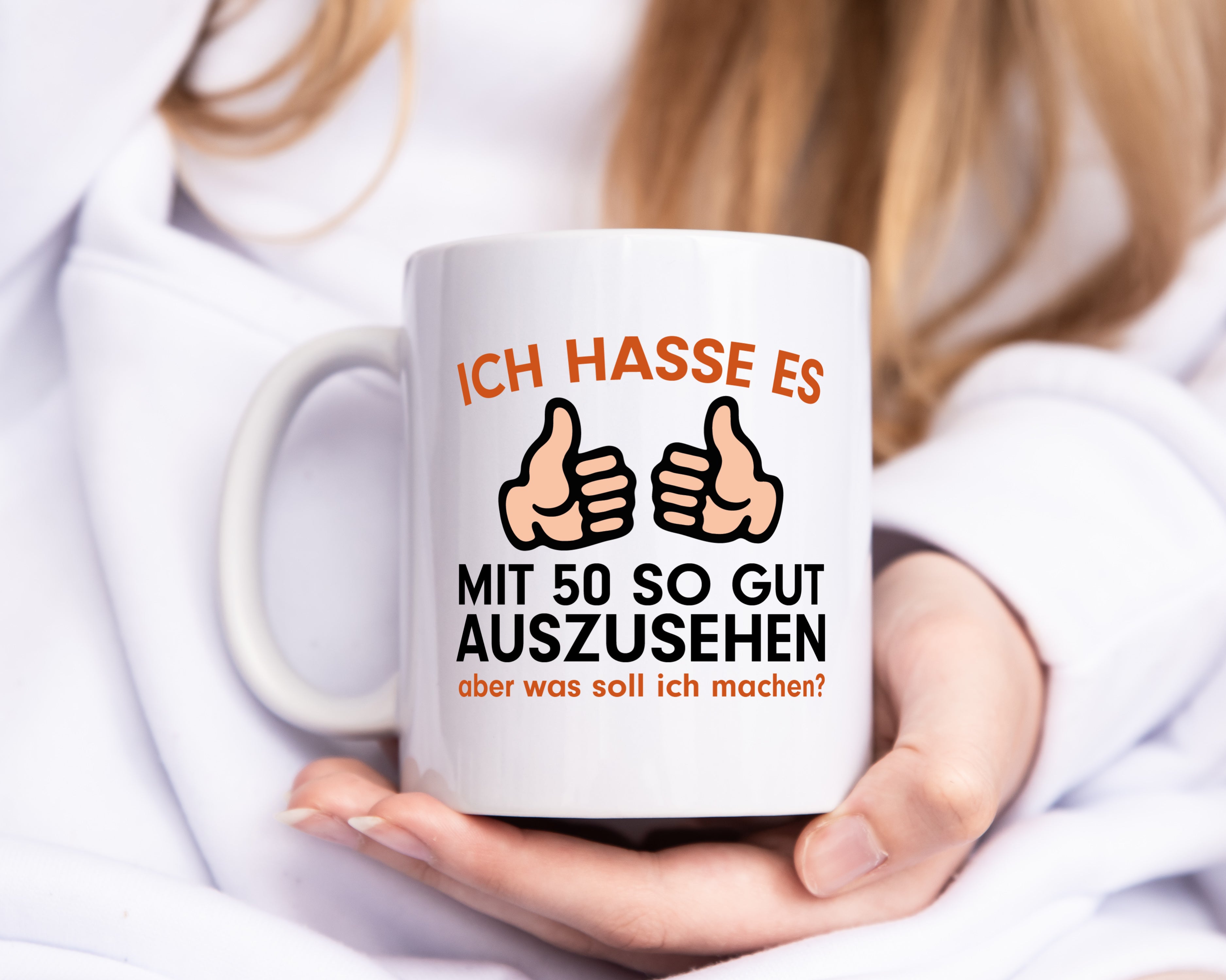 Mit 50 | Geburtstag | lustiger Spruch | 50er - Tasse Weiß - Kaffeetasse / Geschenk / Familie