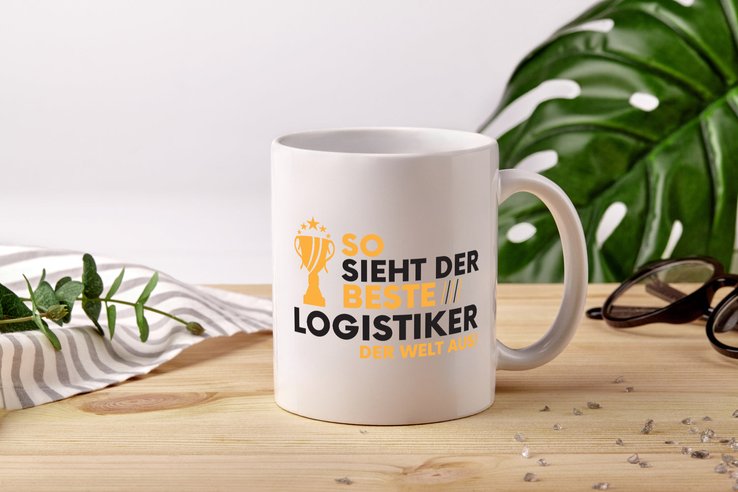 Der Weltbeste Logistiker | Beruf Logistik - Tasse Weiß - Kaffeetasse / Geschenk / Familie