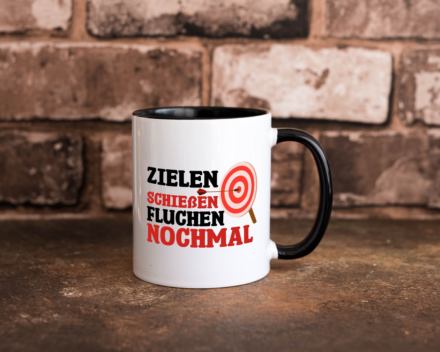 Zielen Schießen fluchen nochmal | Bogenschießen Tasse Weiß - Schwarz - Kaffeetasse / Geschenk / Familie