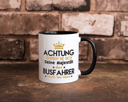 Seine Majestät Busfahrer | Berufsfahrer | Fahrer Tasse Weiß - Schwarz - Kaffeetasse / Geschenk / Familie