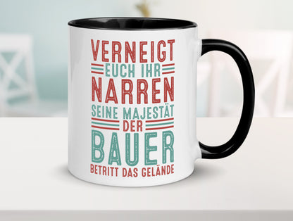 Verneigt euch: Bauer | Bauernhof | Landwirtschaft Tasse Weiß - Schwarz - Kaffeetasse / Geschenk / Familie