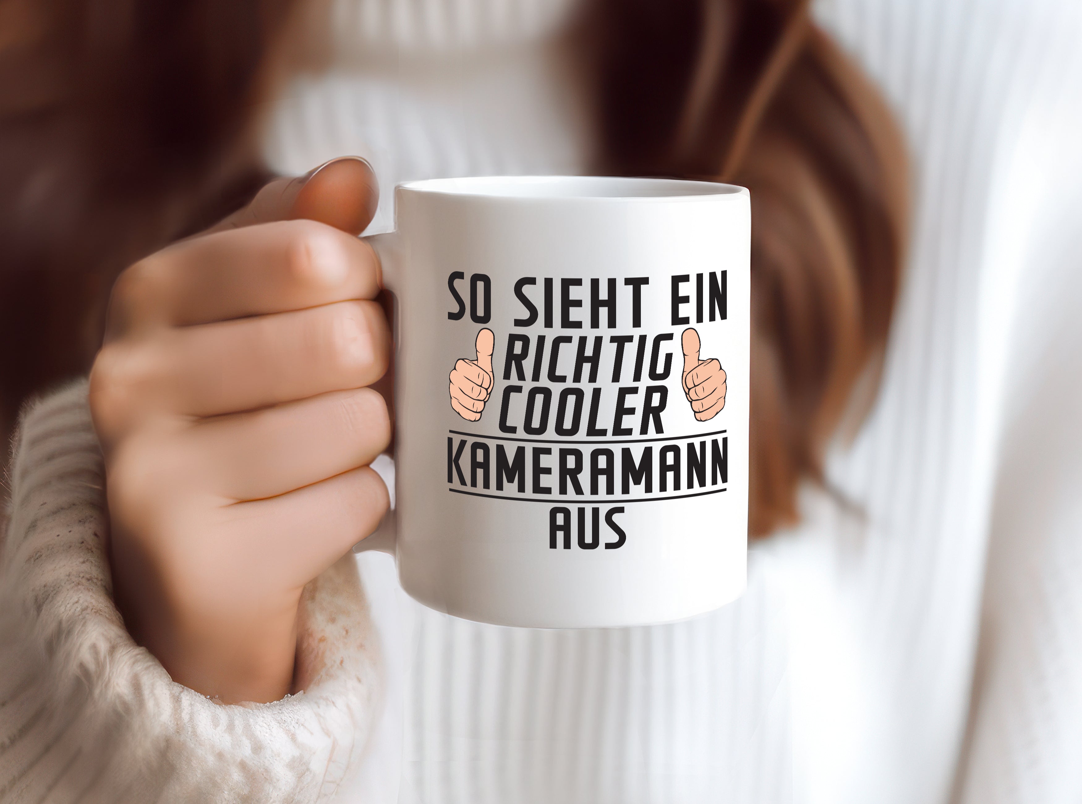 Richtig Cooler Kameramann | Kamera - Tasse Weiß - Kaffeetasse / Geschenk / Familie