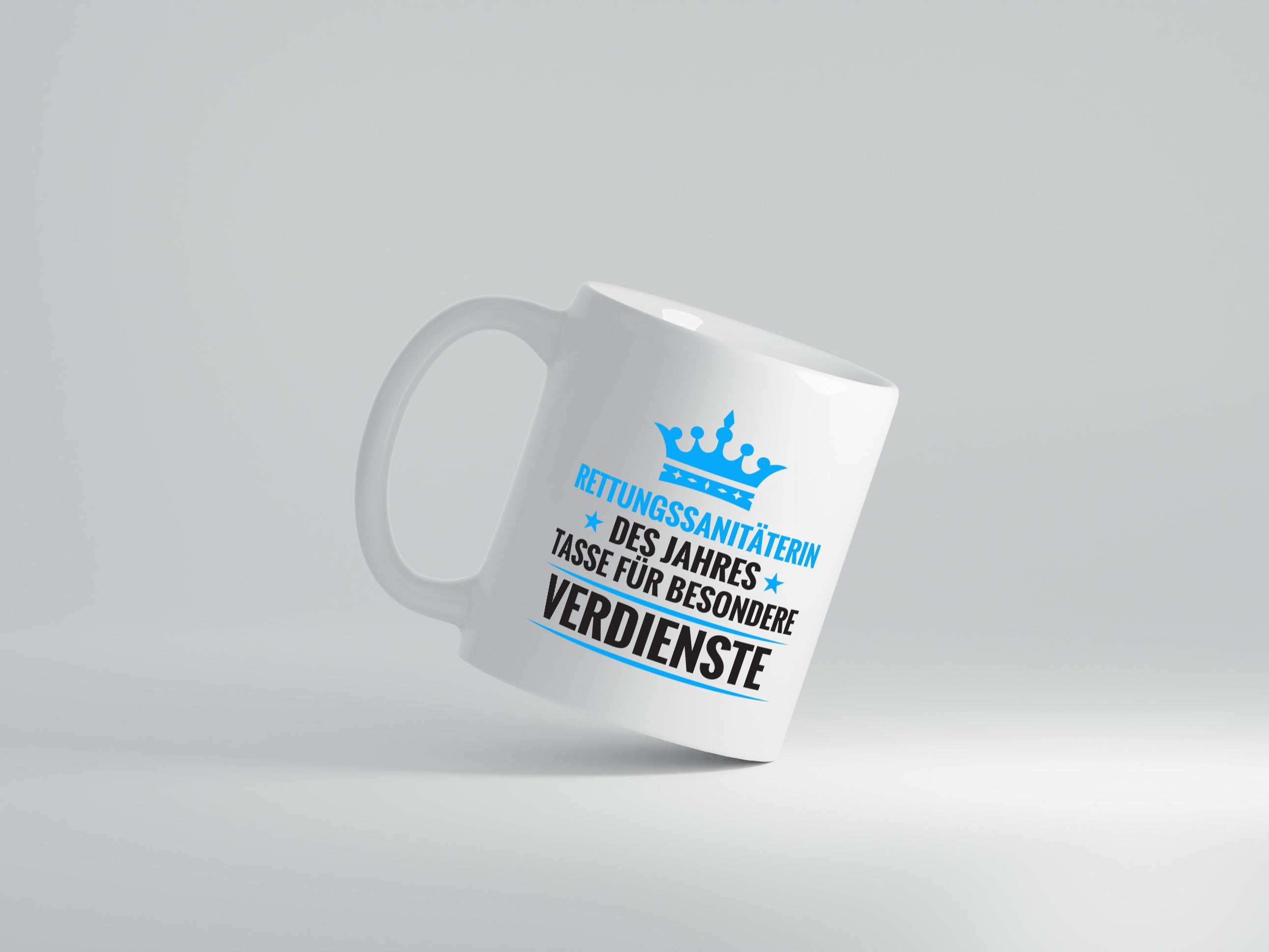 Besonderer Verdienst: Rettungssanitäterin | Sanitäter - Tasse Weiß - Kaffeetasse / Geschenk / Familie