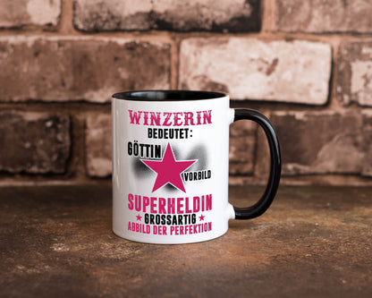 Bedeutung von Winzerin | Weinbauer | Wein Tasse Weiß - Schwarz - Kaffeetasse / Geschenk / Familie