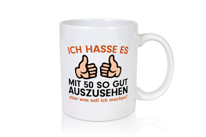 Mit 50 | Geburtstag | lustiger Spruch | 50er - Tasse Weiß - Kaffeetasse / Geschenk / Familie