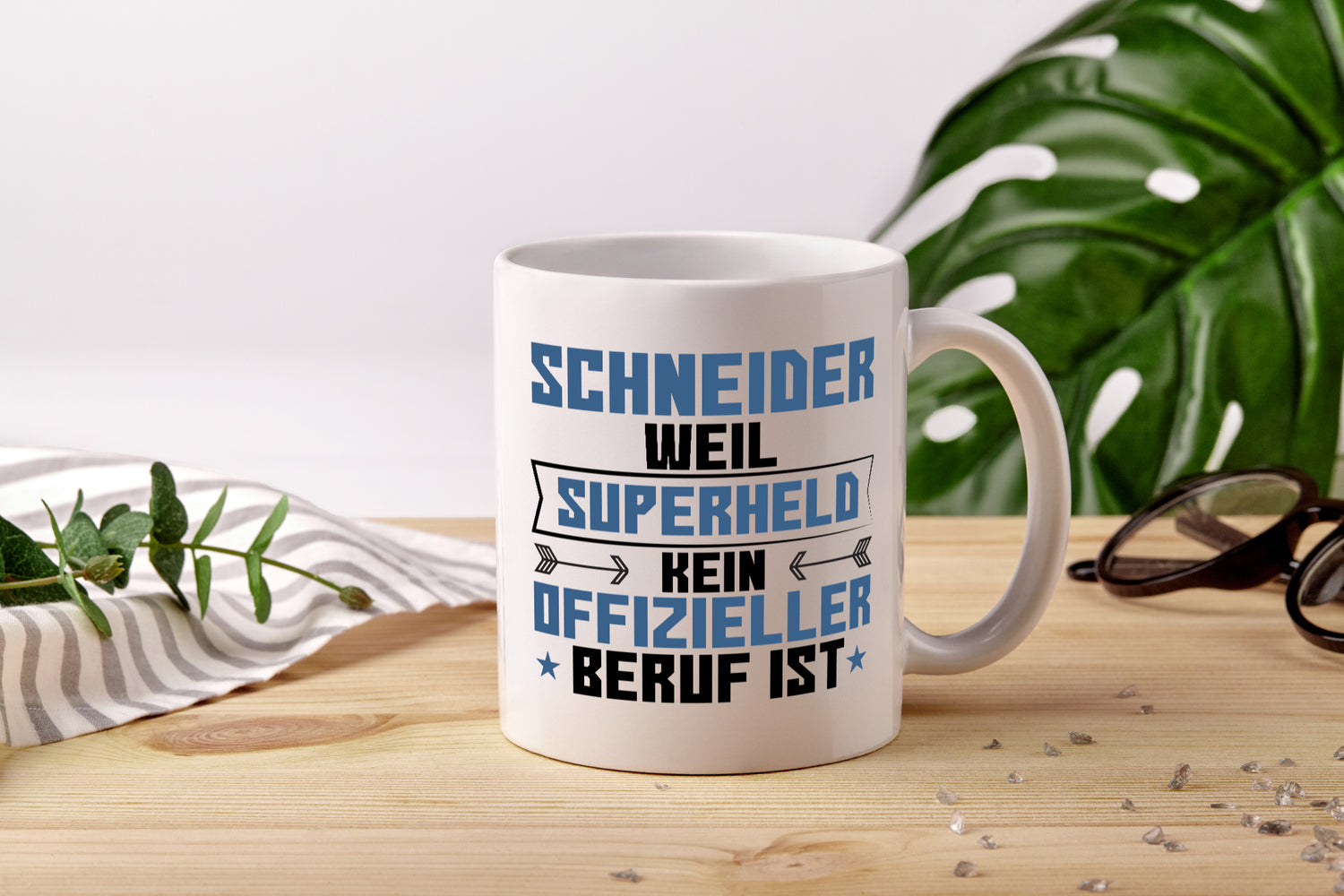 Superheld Schneider | Beruf Schneiderei - Tasse Weiß - Kaffeetasse / Geschenk / Familie