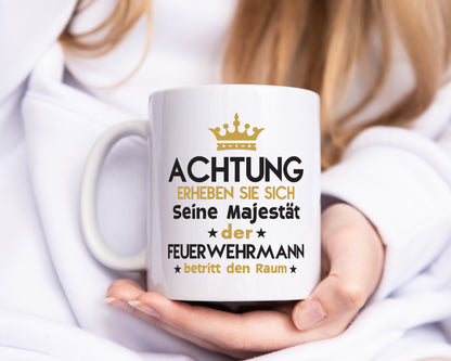 Seine Majestät Feuerwehrmann | Feuerwehr - Tasse Weiß - Kaffeetasse / Geschenk / Familie