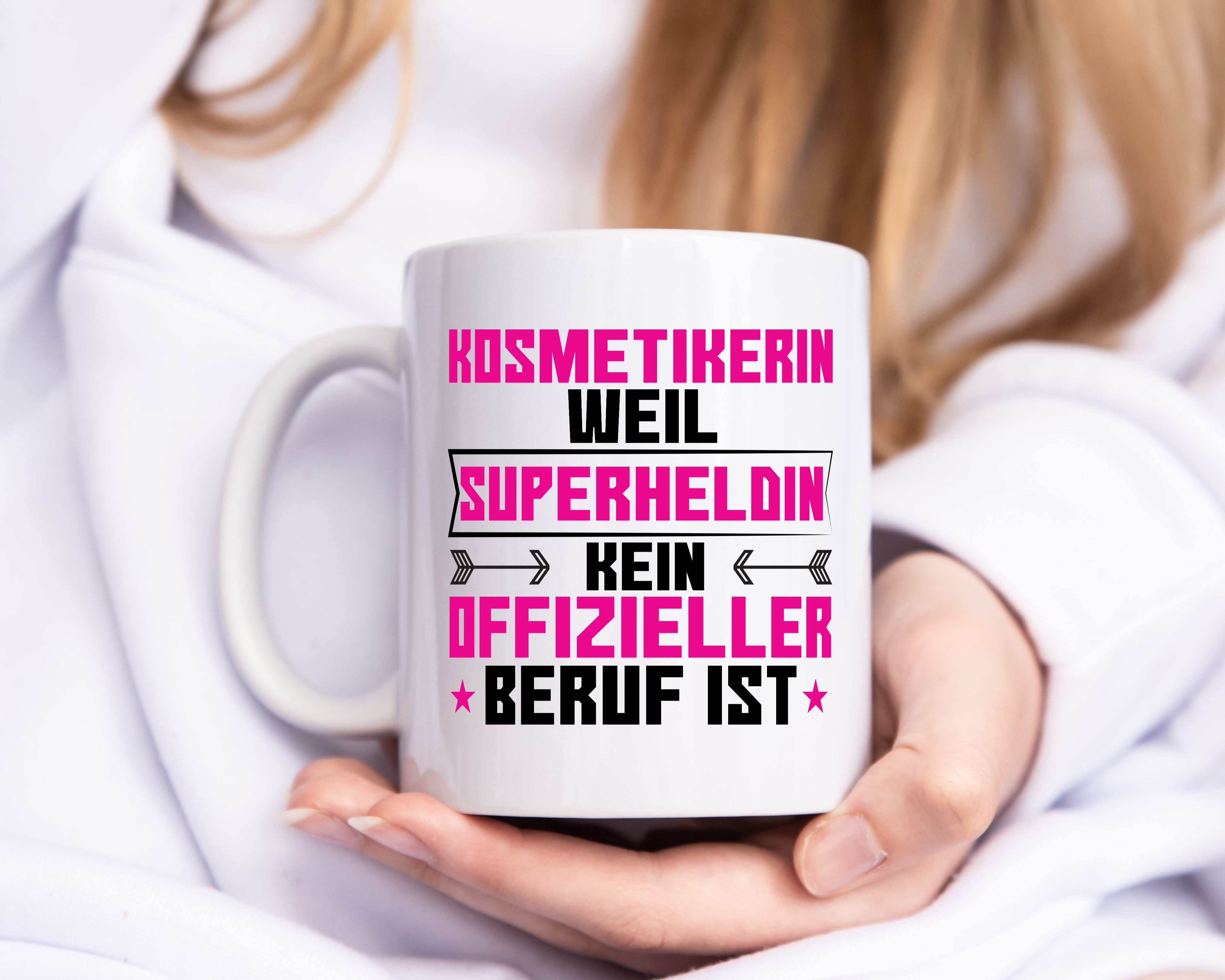 Superheldin Kosmetikerin | Kosmetik | Stylistin | Visagistin - Tasse Weiß - Kaffeetasse / Geschenk / Familie