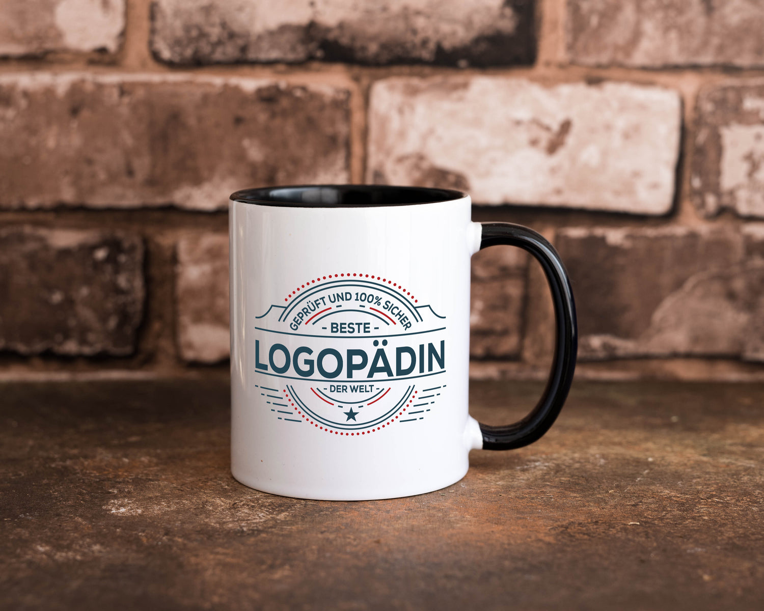 Geprüft und sicher: Logopädin | Sprachtherapie Tasse Weiß - Schwarz - Kaffeetasse / Geschenk / Familie