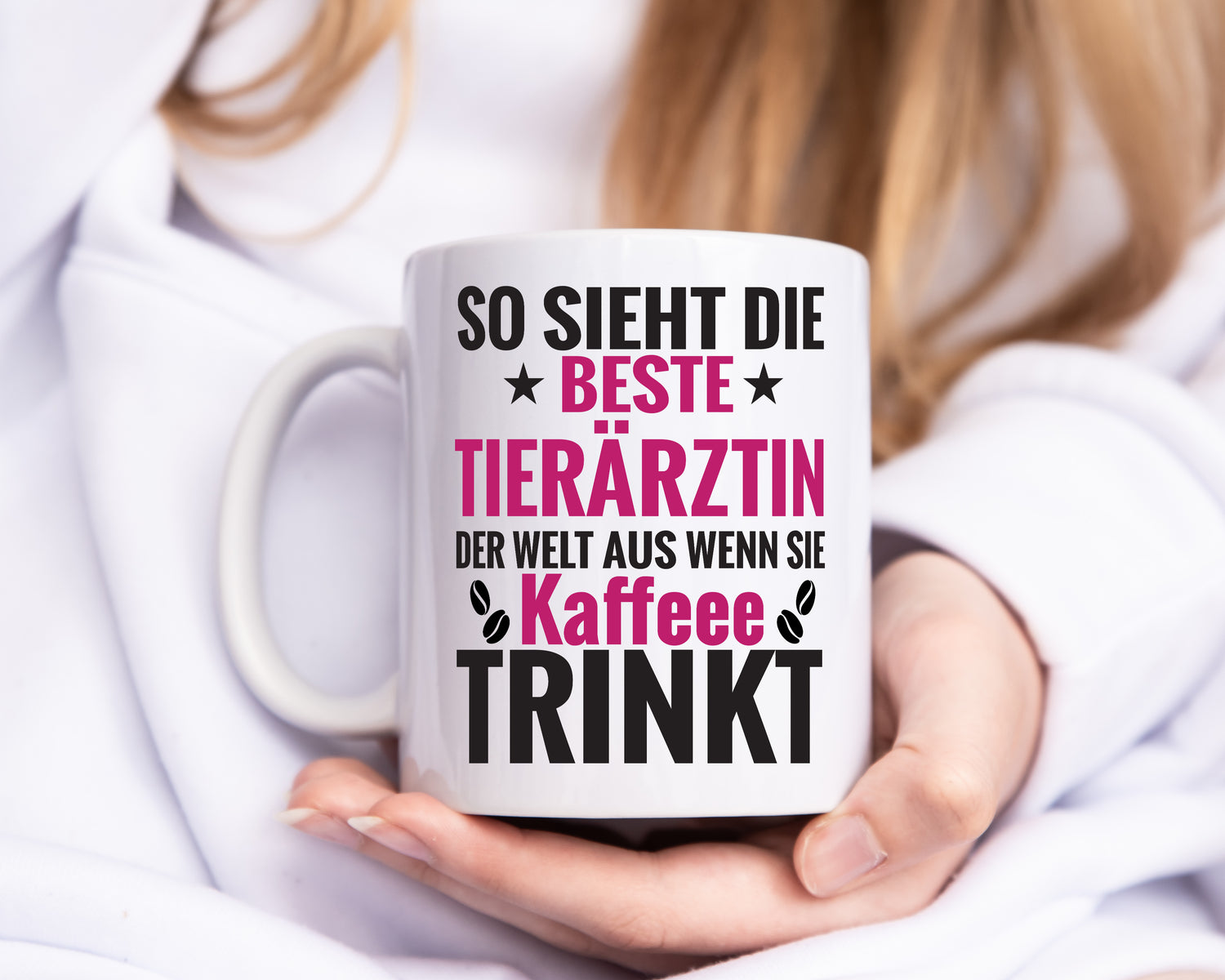 Kaffee Trink: Tierärztin | Mediziner | Tiermedizin - Tasse Weiß - Kaffeetasse / Geschenk / Familie