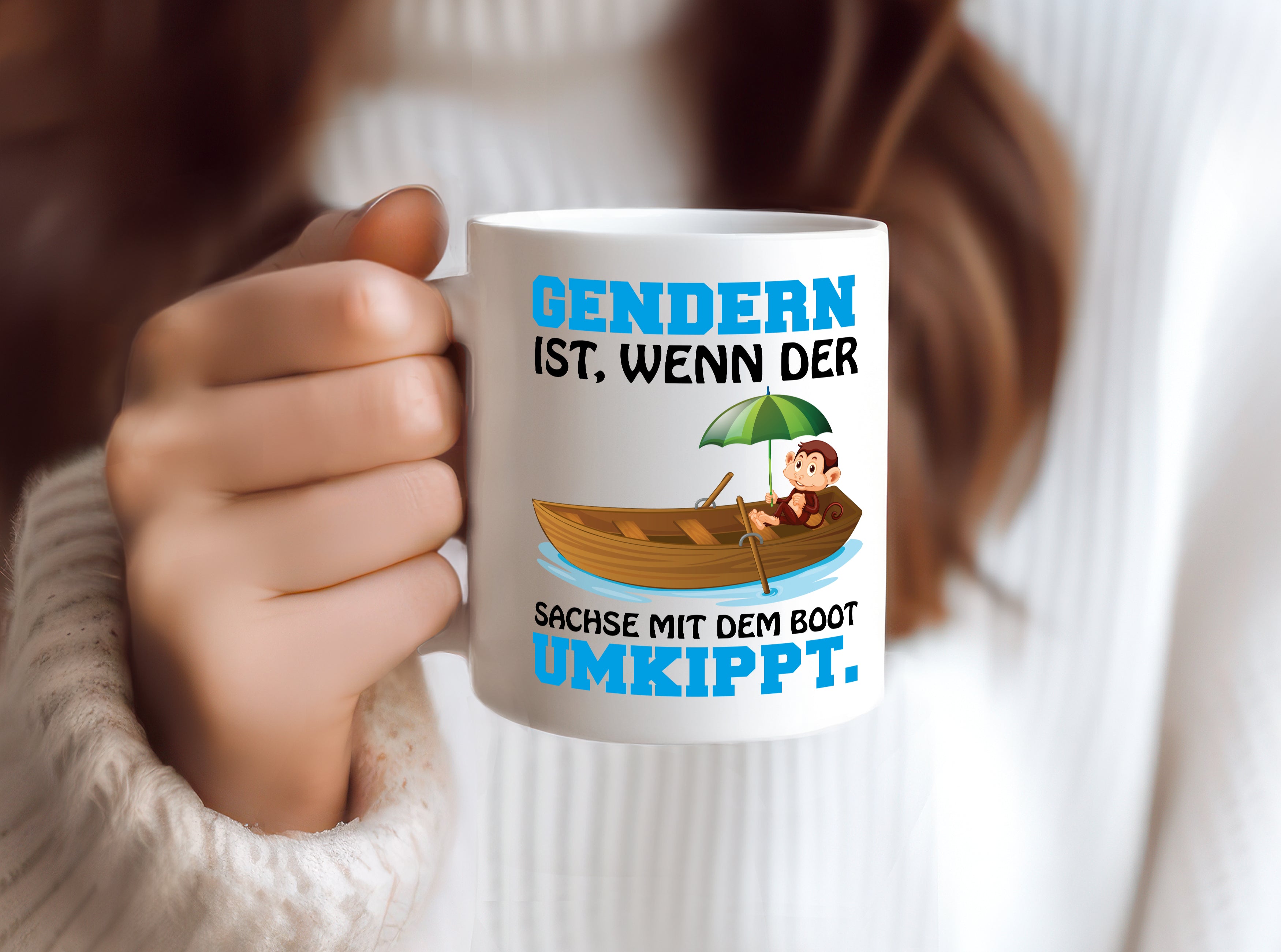 Der Sachse Kippt um - Tasse Weiß - Kaffeetasse / Geschenk / Familie