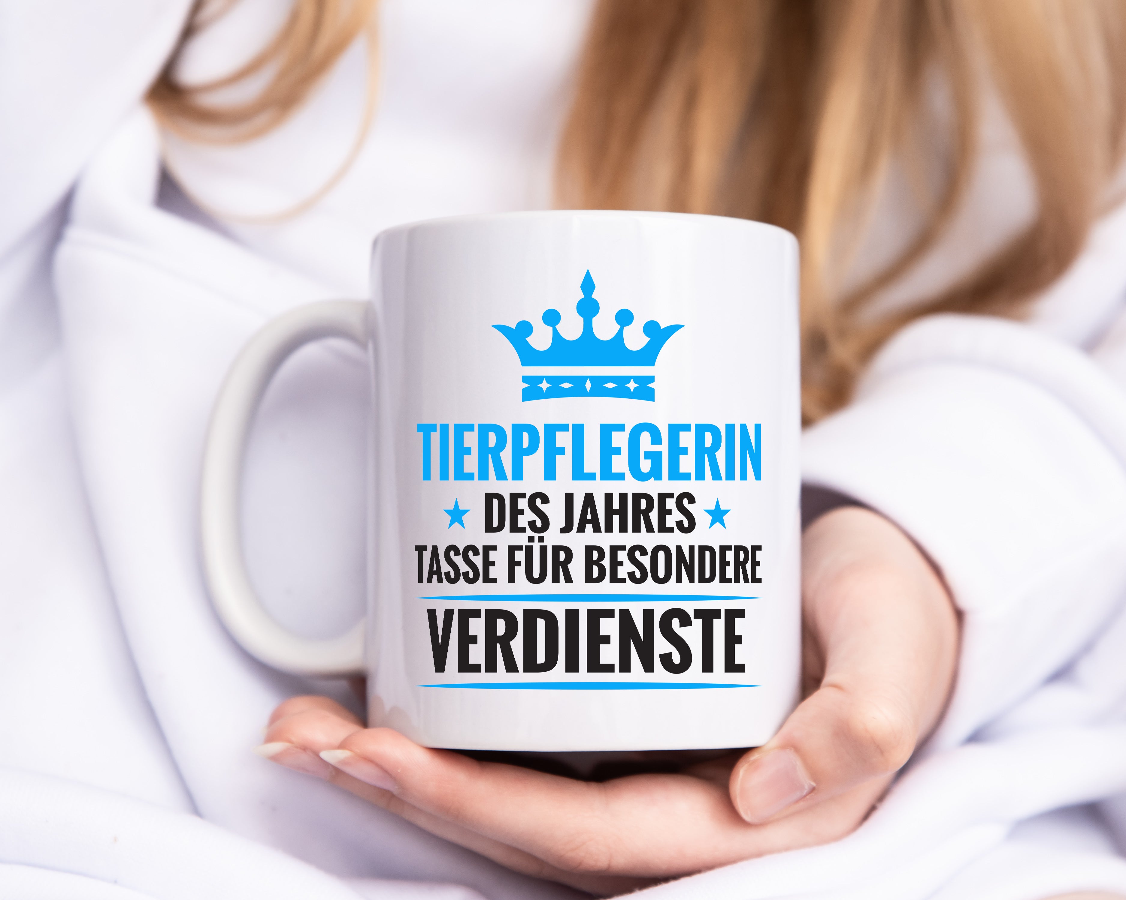 Besonderer Verdienst: Tierpflegerin | Pflegeberuf | Tierheim - Tasse Weiß - Kaffeetasse / Geschenk / Familie