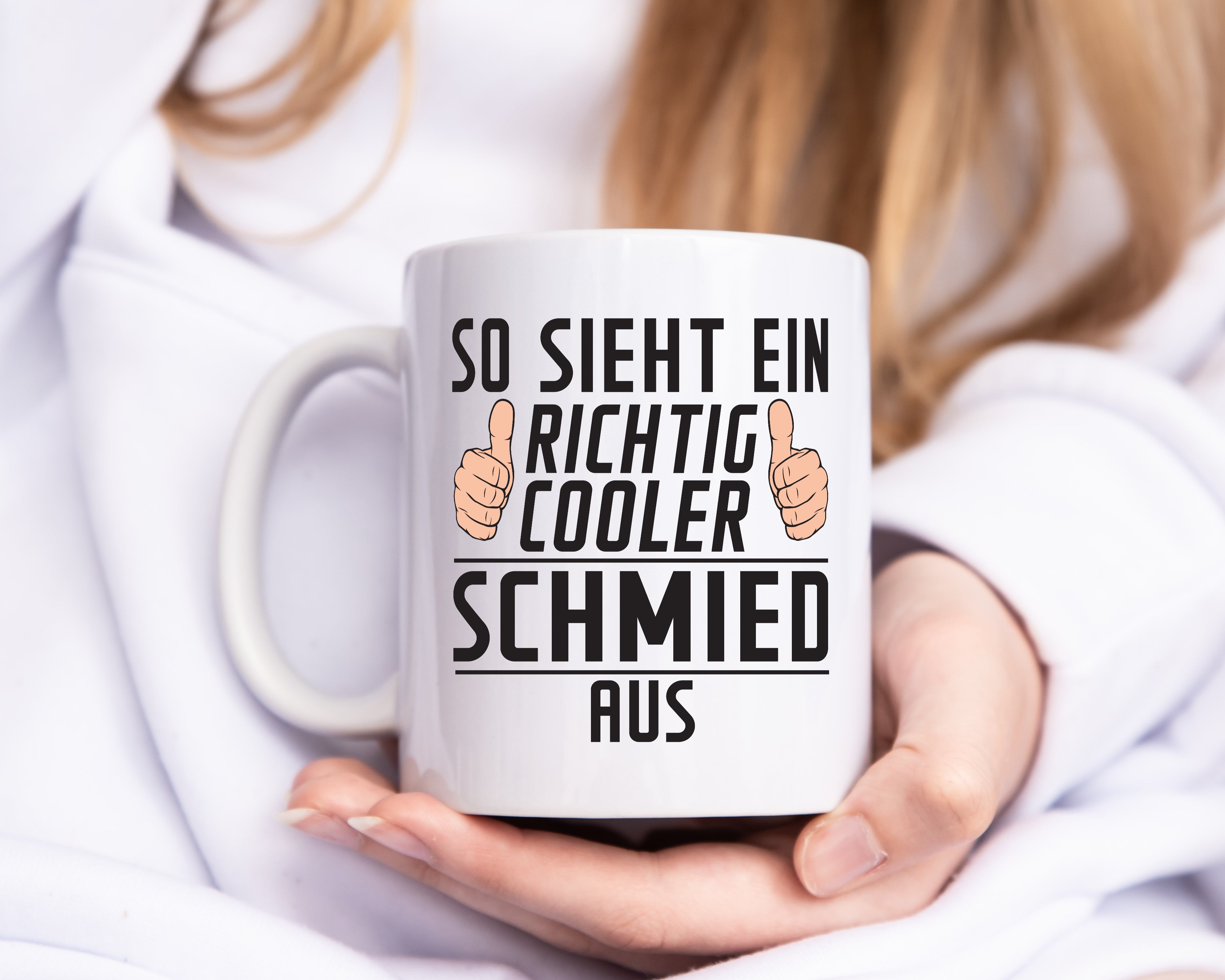 Richtig Cooler Schmied | Beruf schmieden - Tasse Weiß - Kaffeetasse / Geschenk / Familie