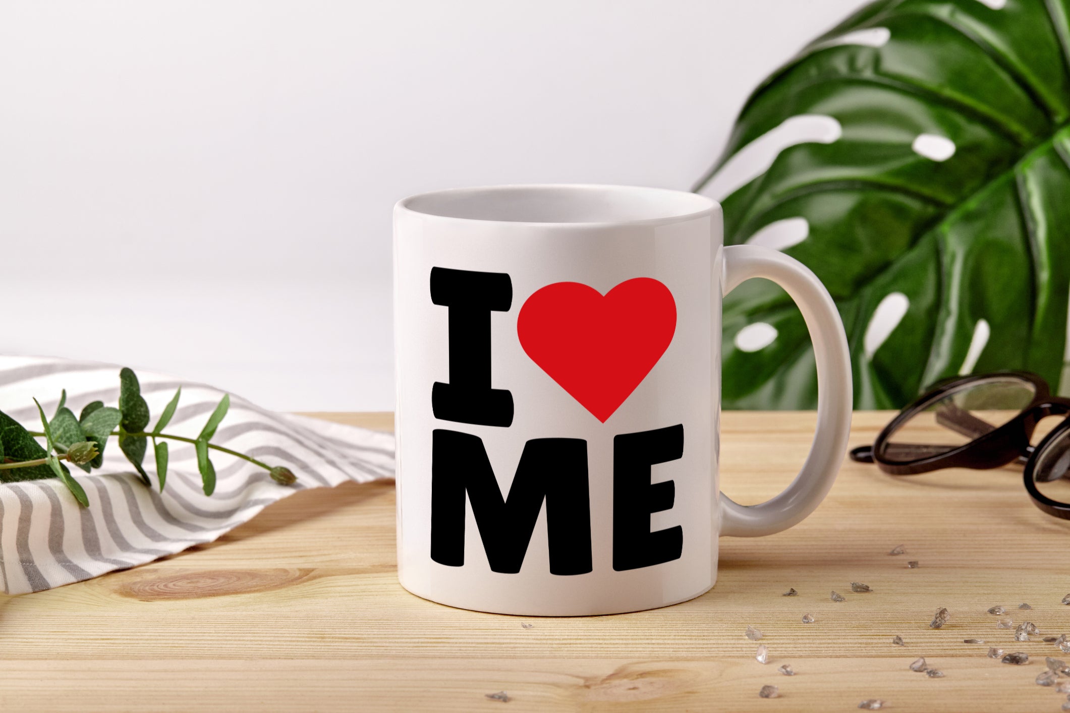 I love me - Tasse Weiß - Kaffeetasse / Geschenk / Familie