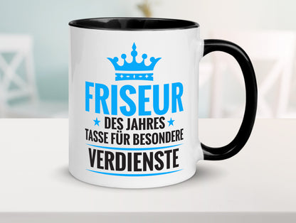 Besonderer Verdienst: Friseur | Frisör Tasse Weiß - Schwarz - Kaffeetasse / Geschenk / Familie