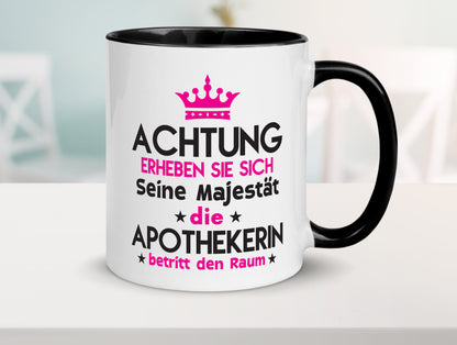 Seine Majestät Apothekerin | Apotheke | Pharmazie Tasse Weiß - Schwarz - Kaffeetasse / Geschenk / Familie