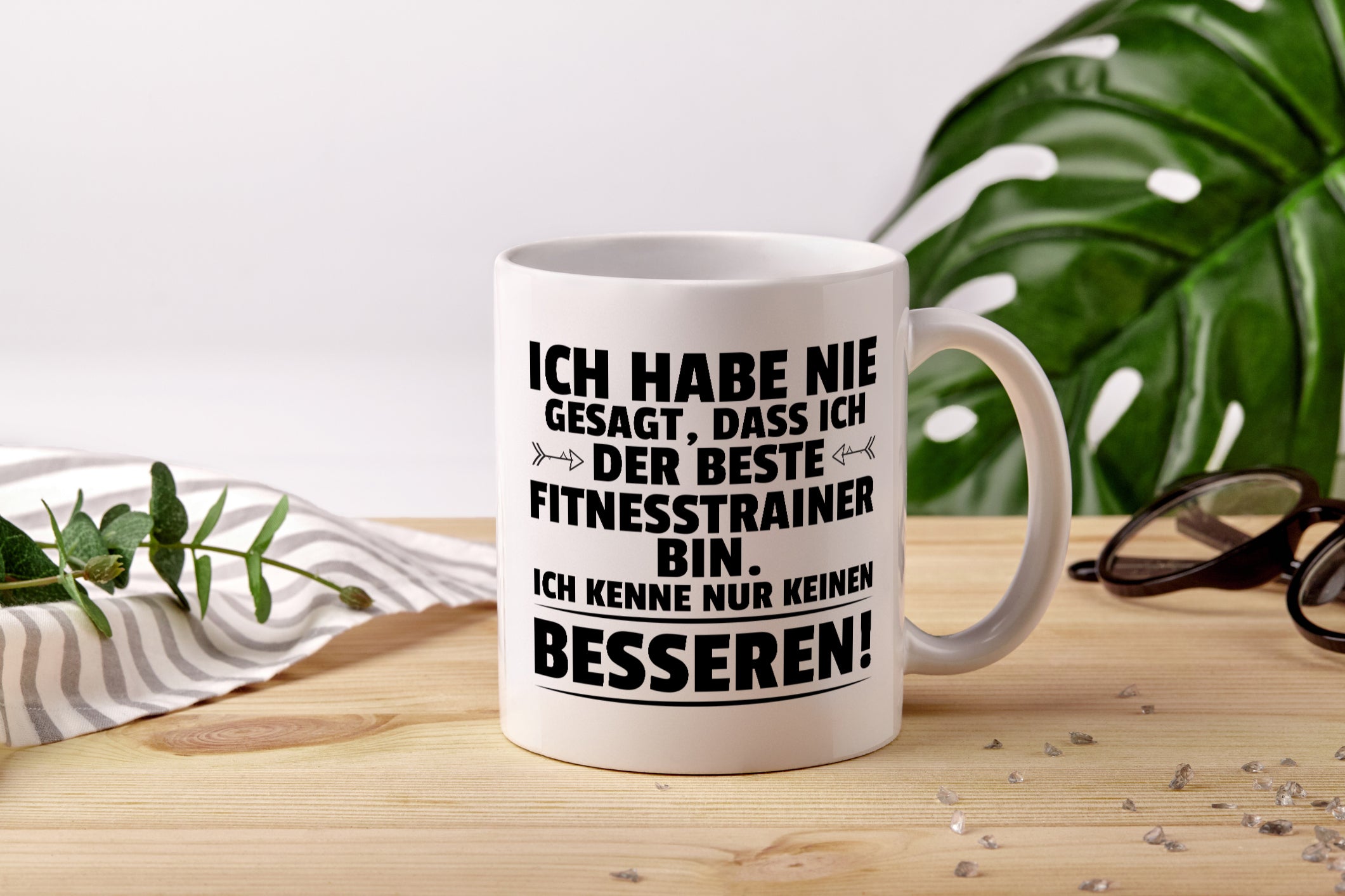 Der Beste Fitnesstrainer | Personal Trainer | Sport - Tasse Weiß - Kaffeetasse / Geschenk / Familie