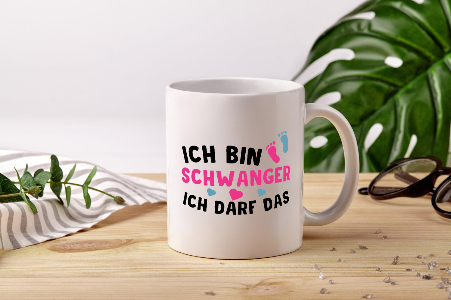 Ich bin schwanger | Nachwuchs Tasse | lustiger Spruch - Tasse Weiß - Kaffeetasse / Geschenk / Familie