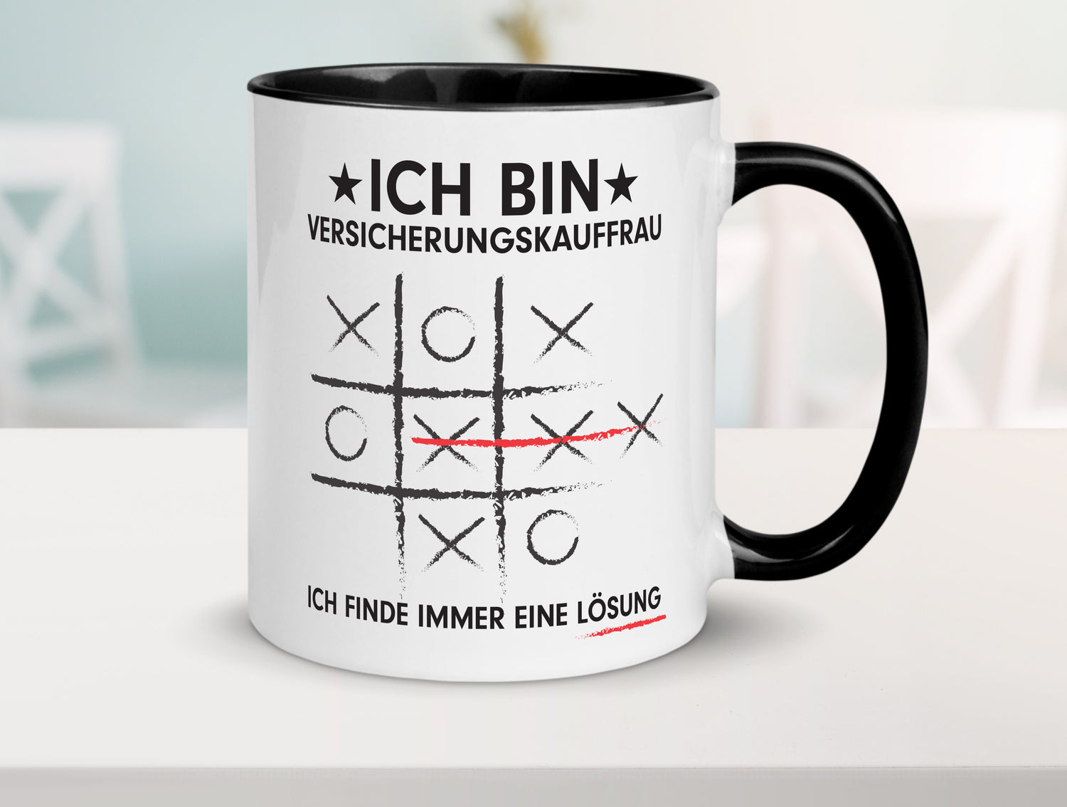 Löse Probleme: Versicherungskauffrau | Kauffrau Tasse Weiß - Schwarz - Kaffeetasse / Geschenk / Familie