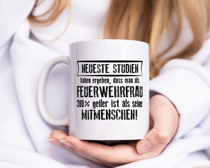 Neuste Studien: Feuerwehrfrau | Feuerwehr - Tasse Weiß - Kaffeetasse / Geschenk / Familie