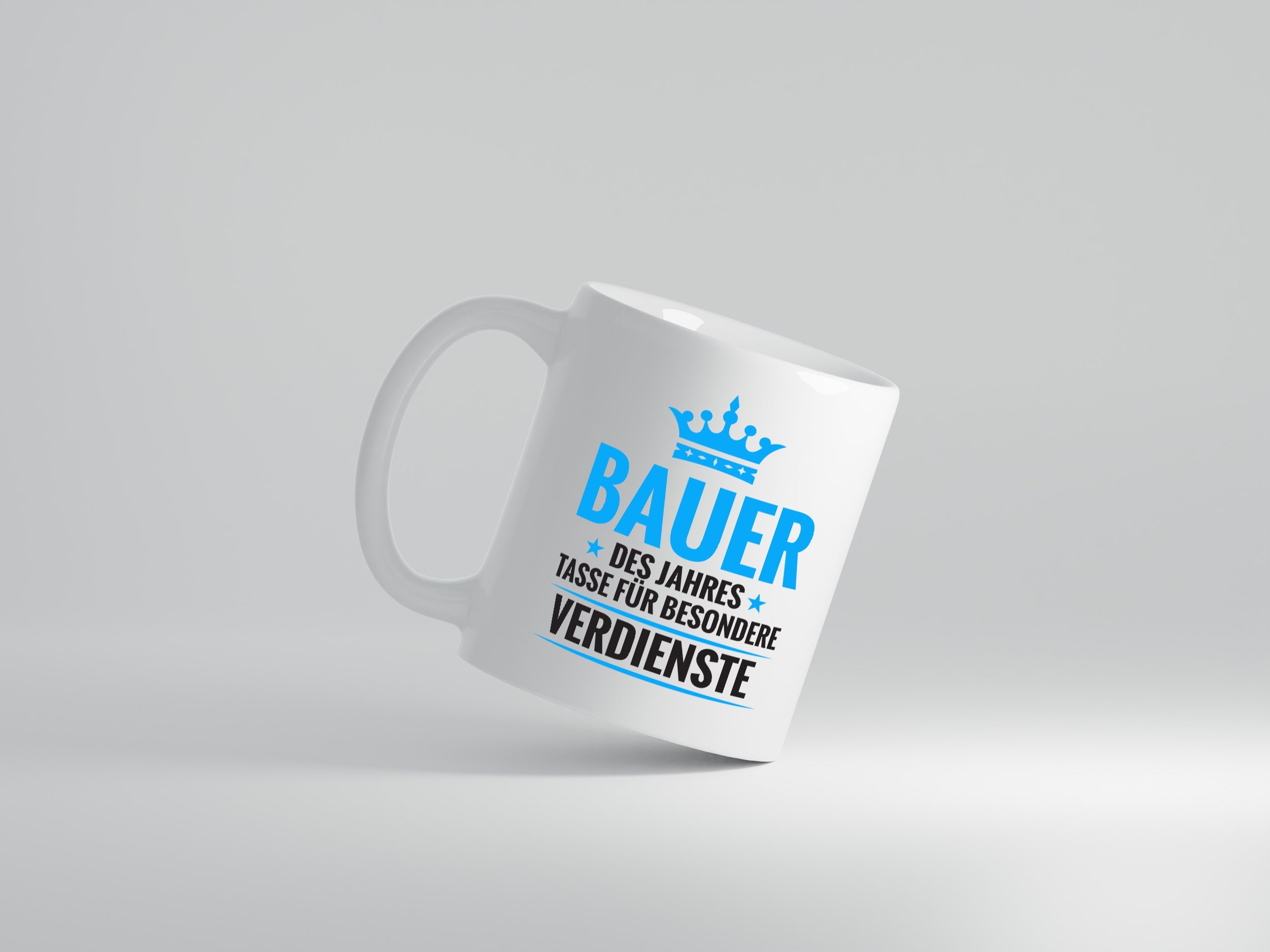 Besonderer Verdienst: Bauer | Bauernhof | Landwirtschaft - Tasse Weiß - Kaffeetasse / Geschenk / Familie