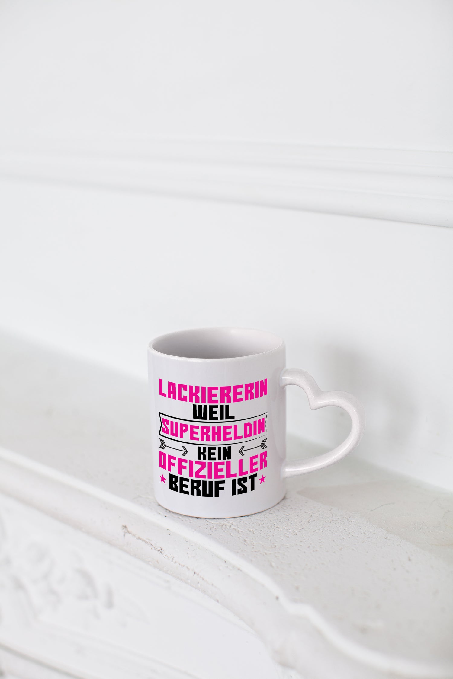 Superheldin Lackiererin | lackieren - Herzhenkel Tasse - Kaffeetasse / Geschenk / Familie