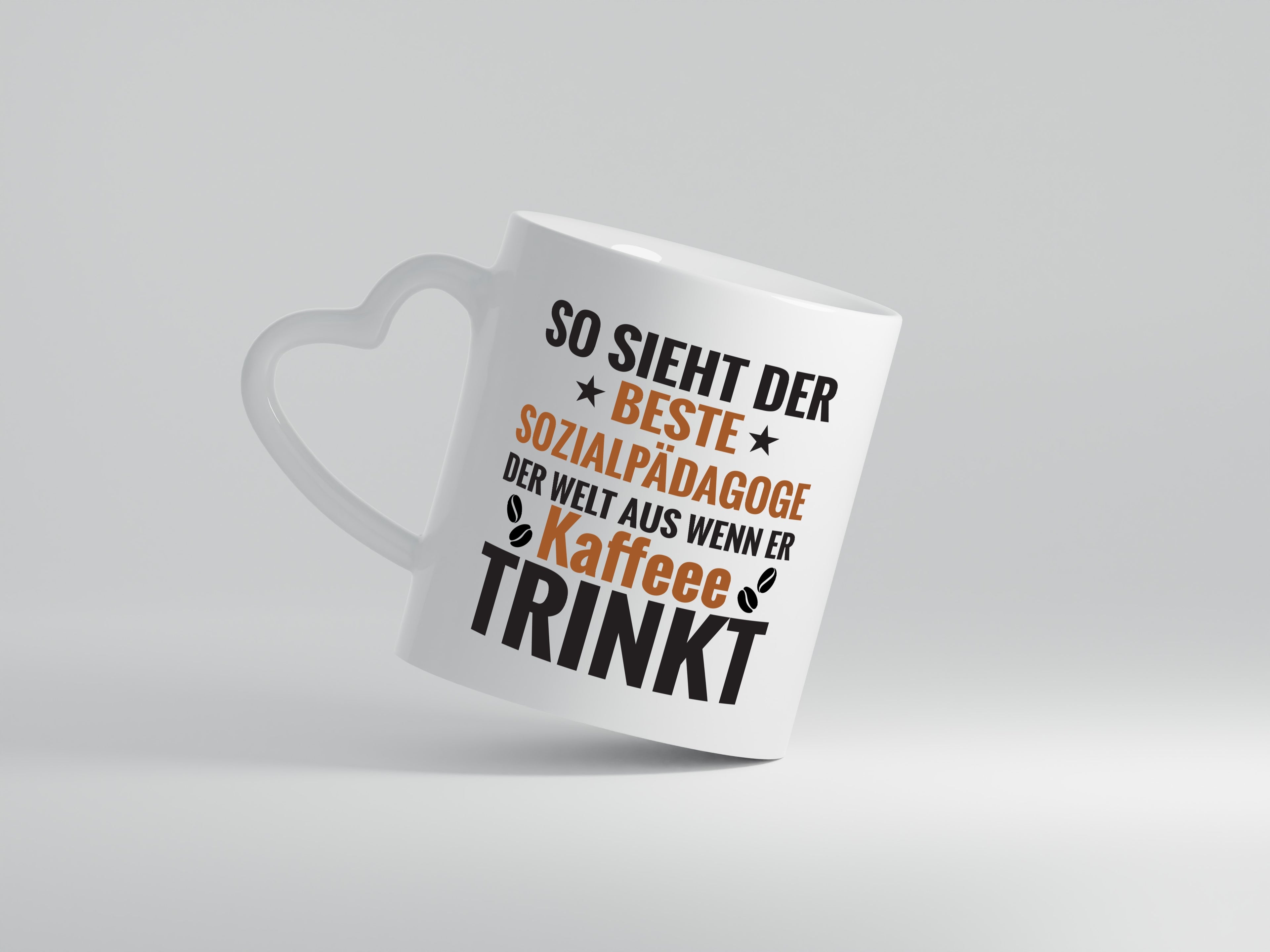 Kaffee Trink: Sozialpädagoge | Pädagoge - Herzhenkel Tasse - Kaffeetasse / Geschenk / Familie