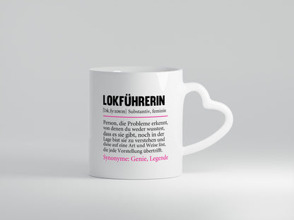 Lokführerin | Spruchtasse lustig | Spruch | Zug | Beruf - Herzhenkel Tasse - Kaffeetasse / Geschenk / Familie