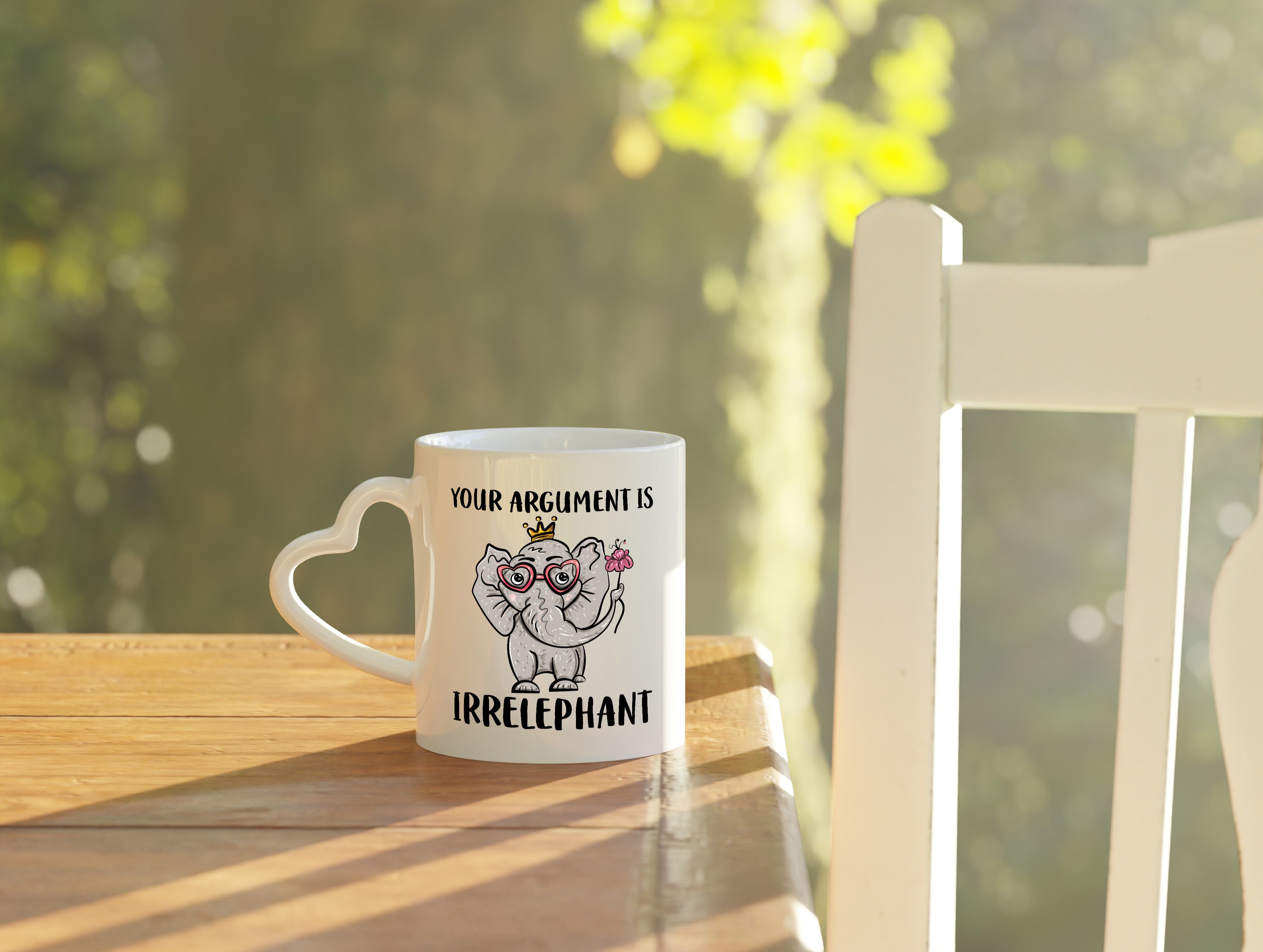 Irrelephant argument | Elefant Tasse | Wortwitz | Comic - Herzhenkel Tasse - Kaffeetasse / Geschenk / Familie