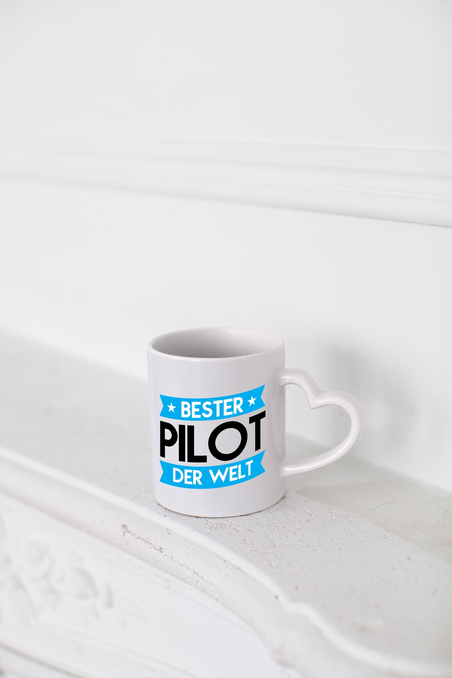 Bester Pilot | Flugzeug | Piloten - Herzhenkel Tasse - Kaffeetasse / Geschenk / Familie
