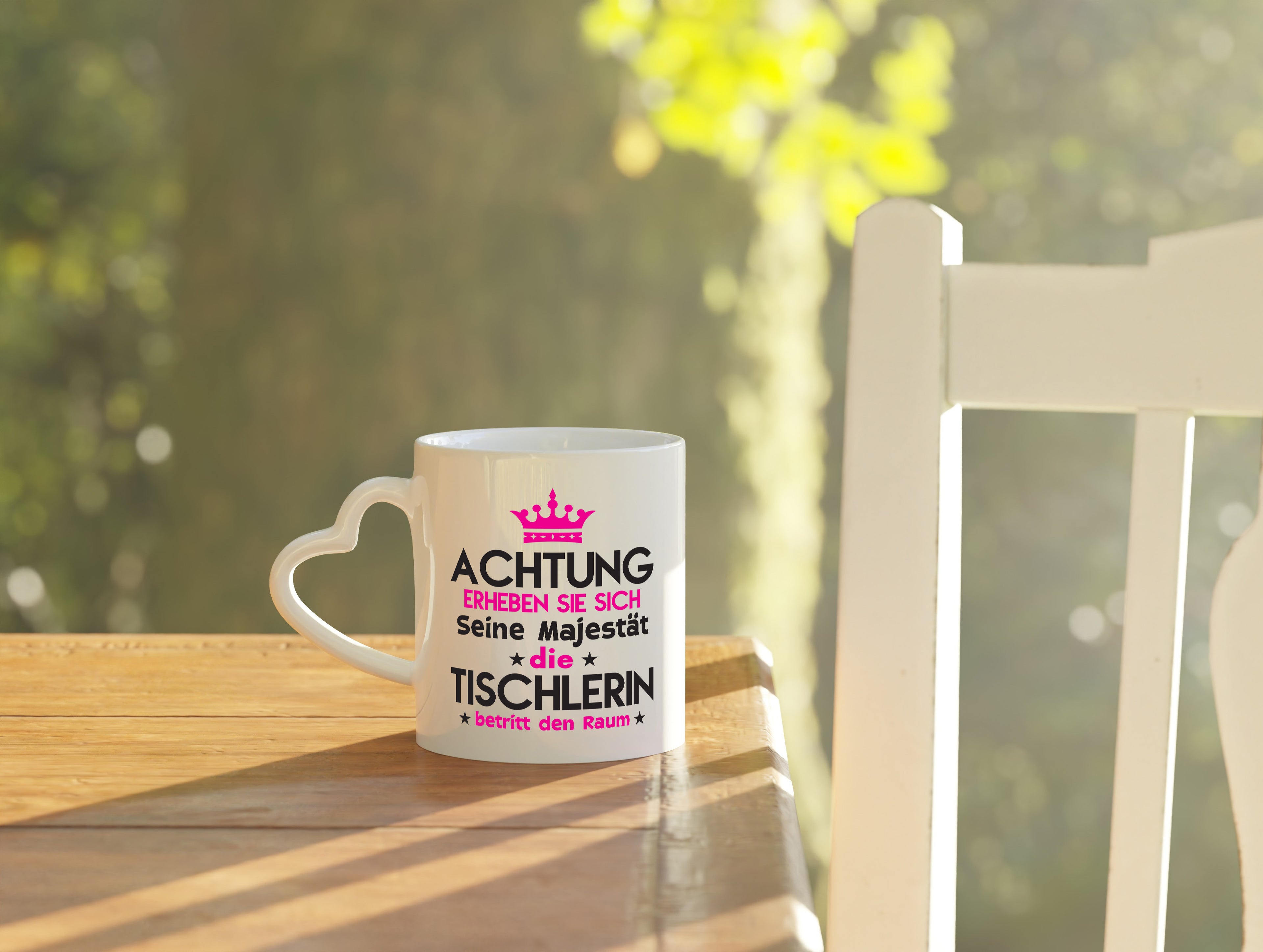 Seine Majestät Tischlerin | Tischlerei - Herzhenkel Tasse - Kaffeetasse / Geschenk / Familie