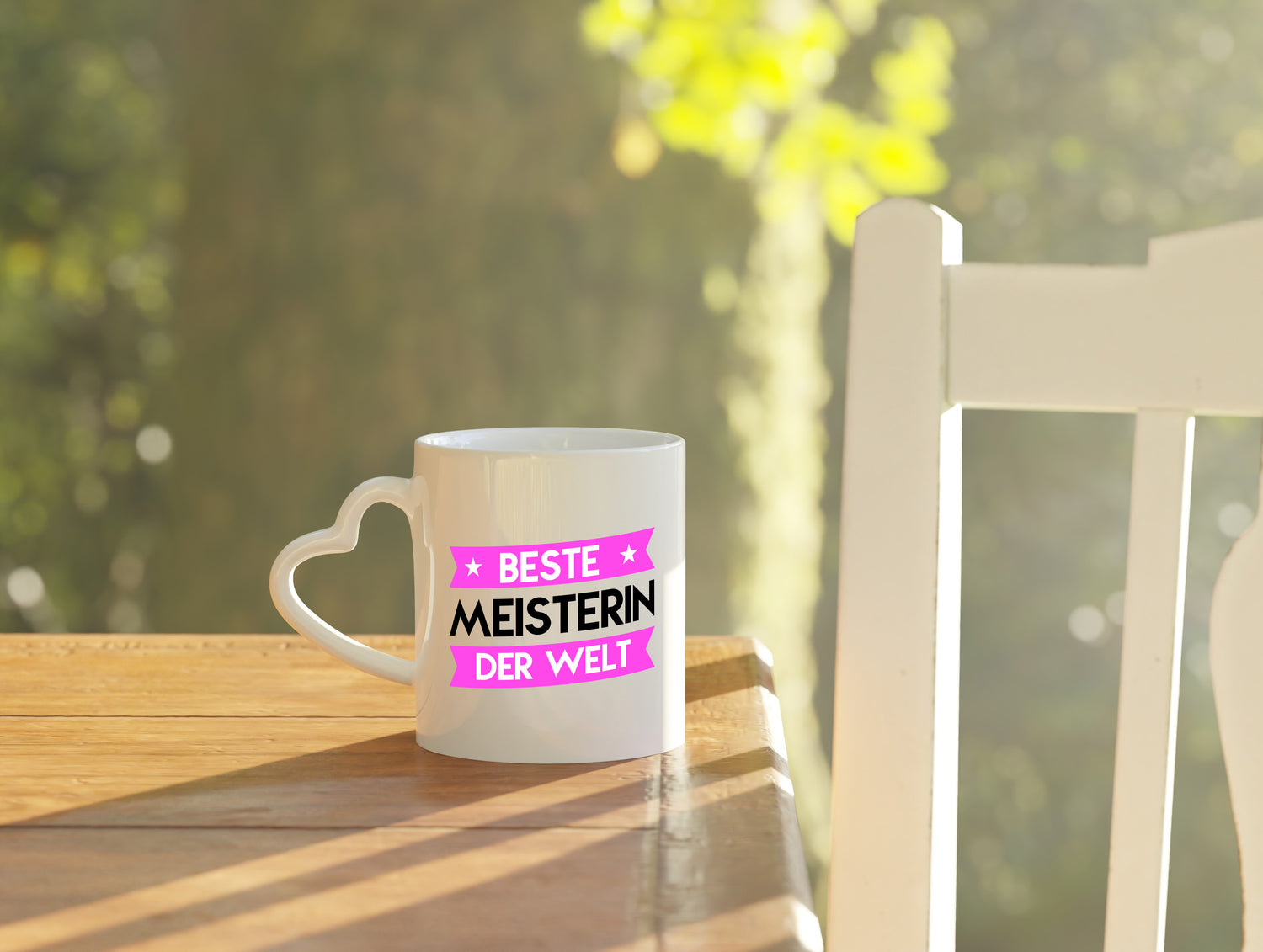 Beste Meisterin | Meisterbrief - Herzhenkel Tasse - Kaffeetasse / Geschenk / Familie