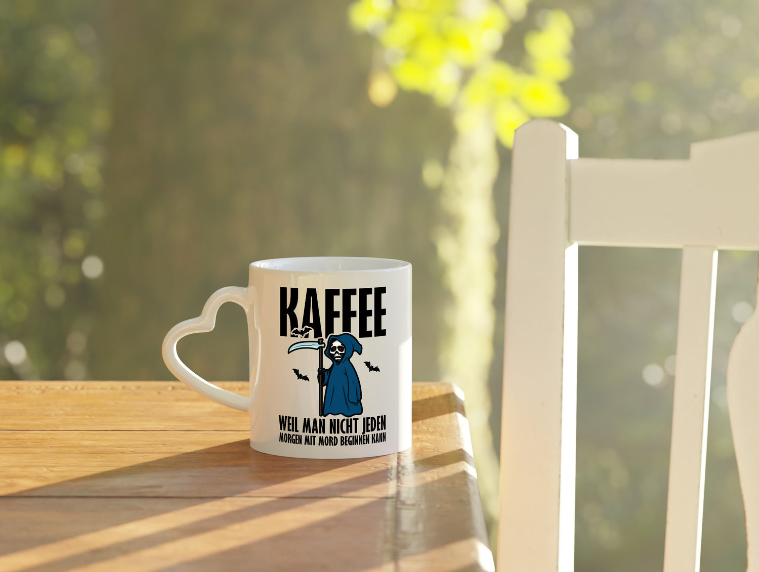 Jeden Morgen Kaffee - Herzhenkel Tasse - Kaffeetasse / Geschenk / Familie