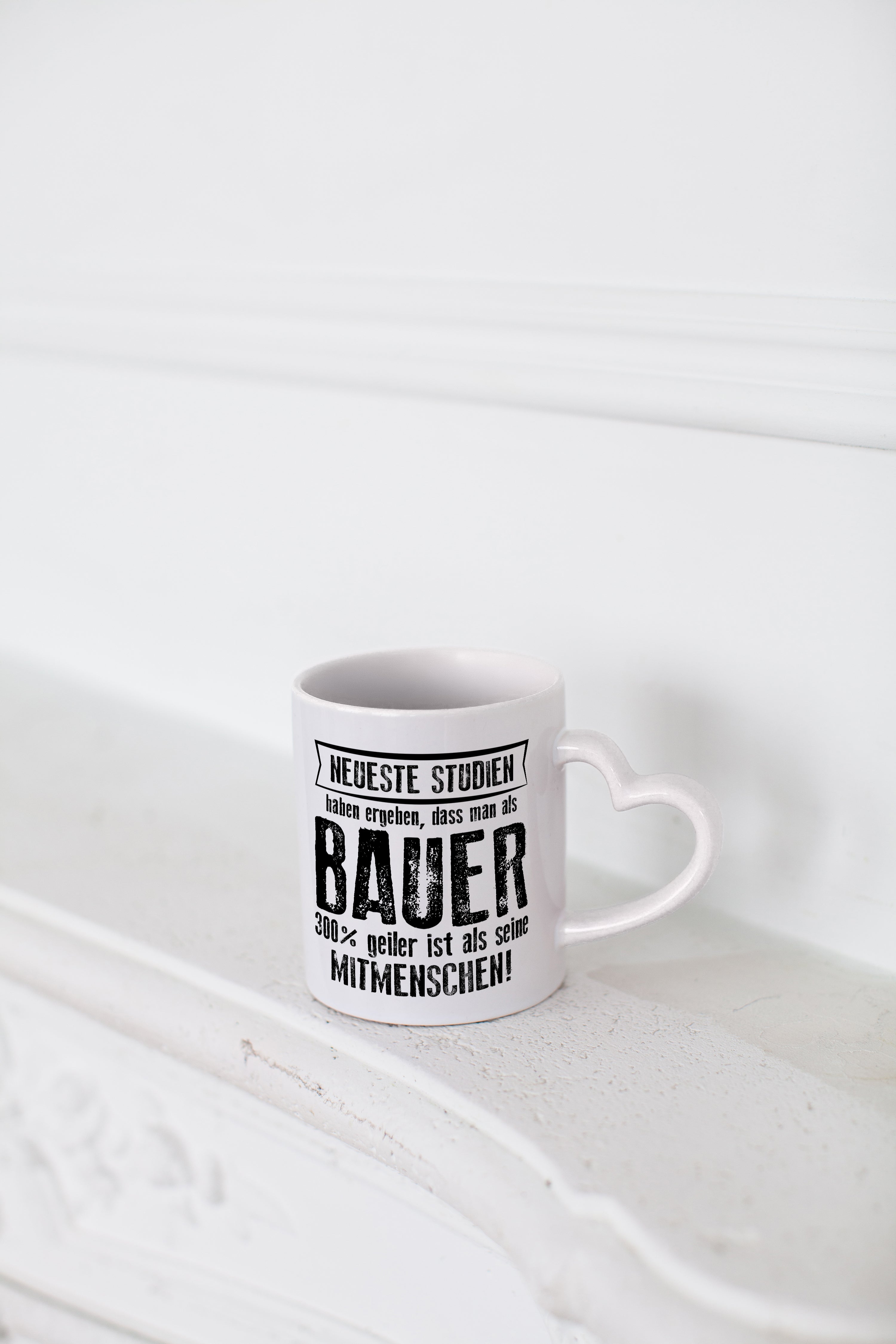 Neuste Studien: Bauer | Bauernhof | Landwirtschaft - Herzhenkel Tasse - Kaffeetasse / Geschenk / Familie