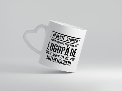 Neuste Studien: Logopäde | Sprachtherapie - Herzhenkel Tasse - Kaffeetasse / Geschenk / Familie