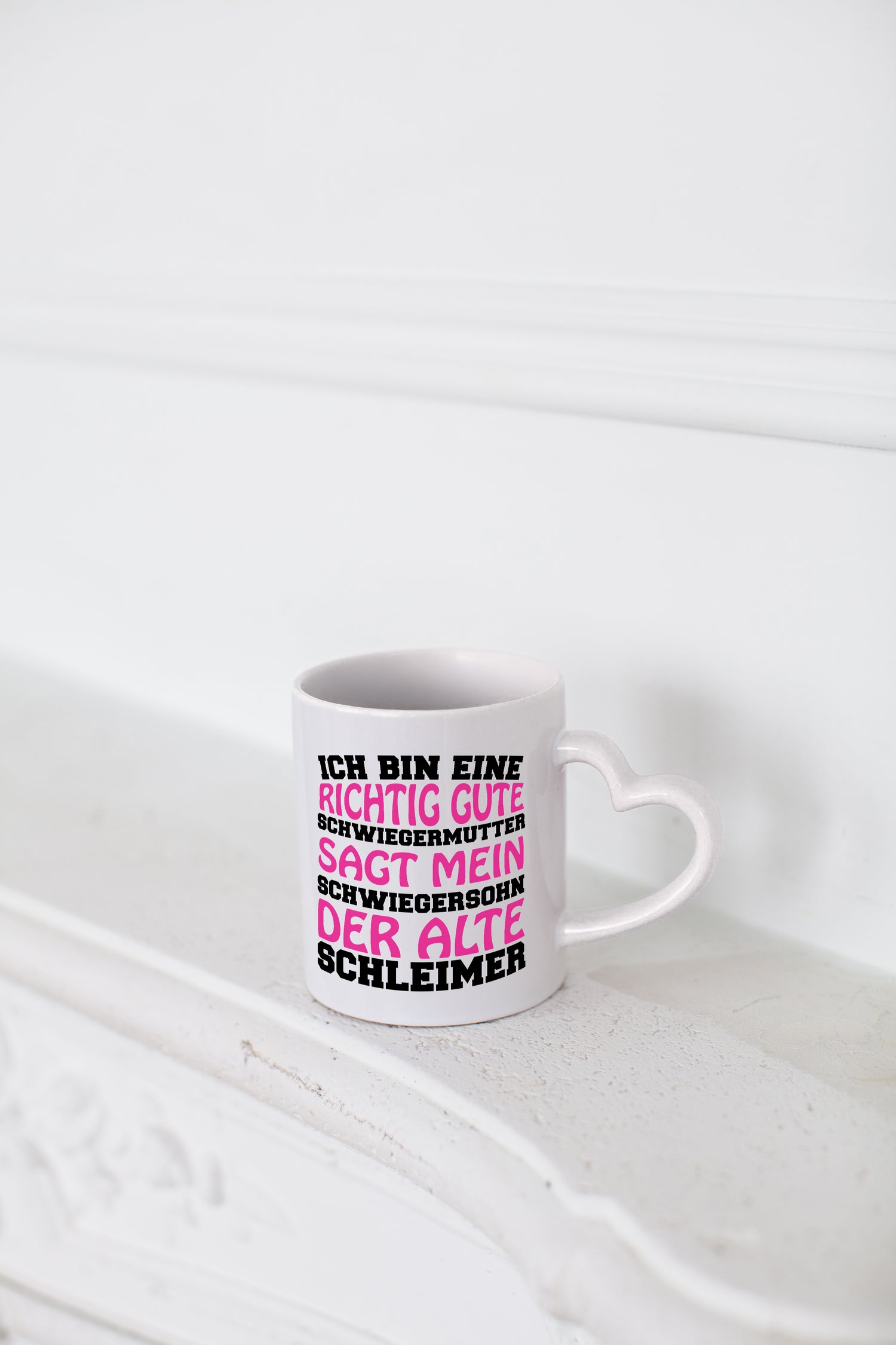 Gute Schwiegermutter - Herzhenkel Tasse - Kaffeetasse / Geschenk / Familie