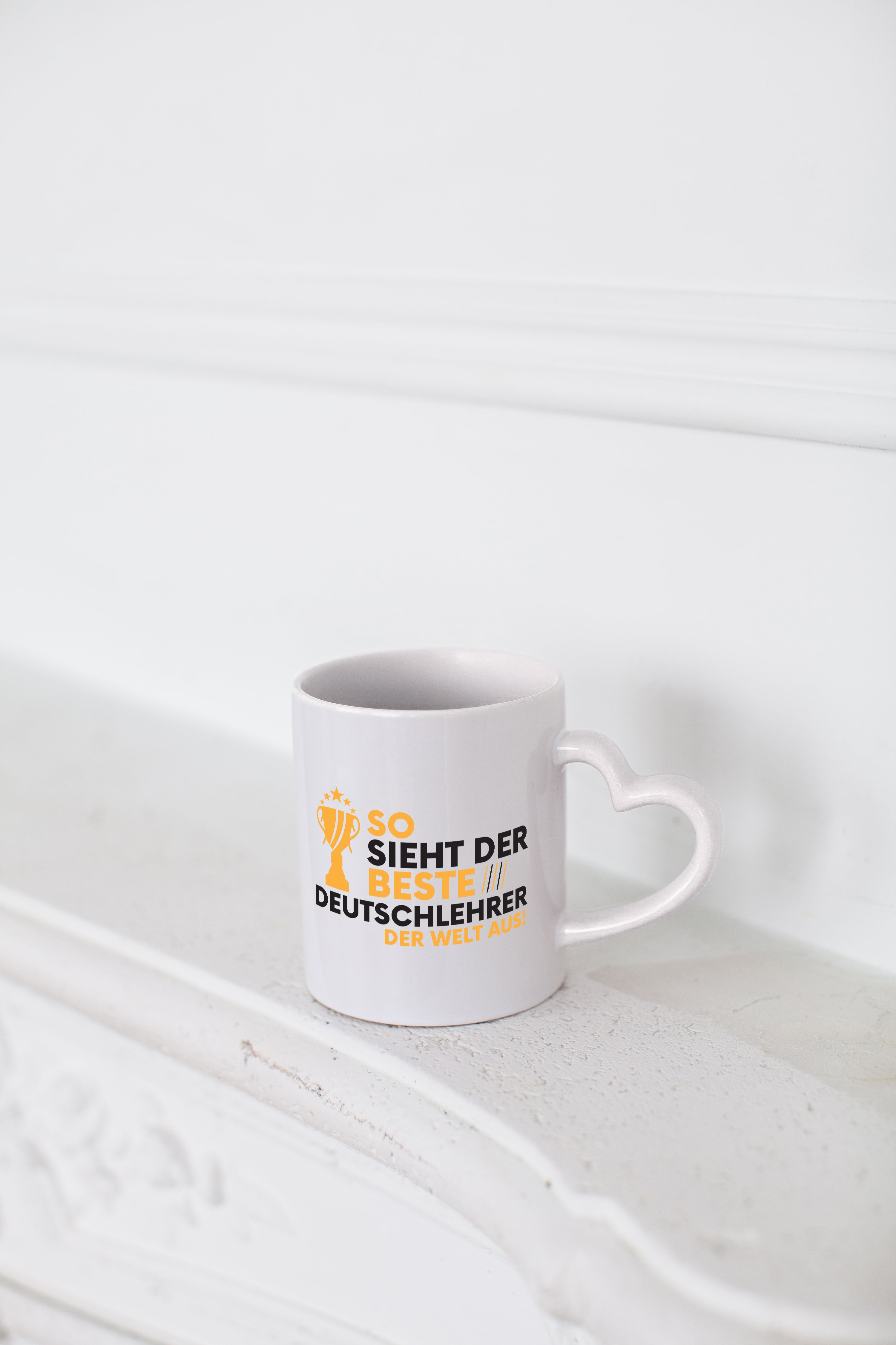 Der Weltbeste Deutschlehrer | Lehrer | Schule - Herzhenkel Tasse - Kaffeetasse / Geschenk / Familie