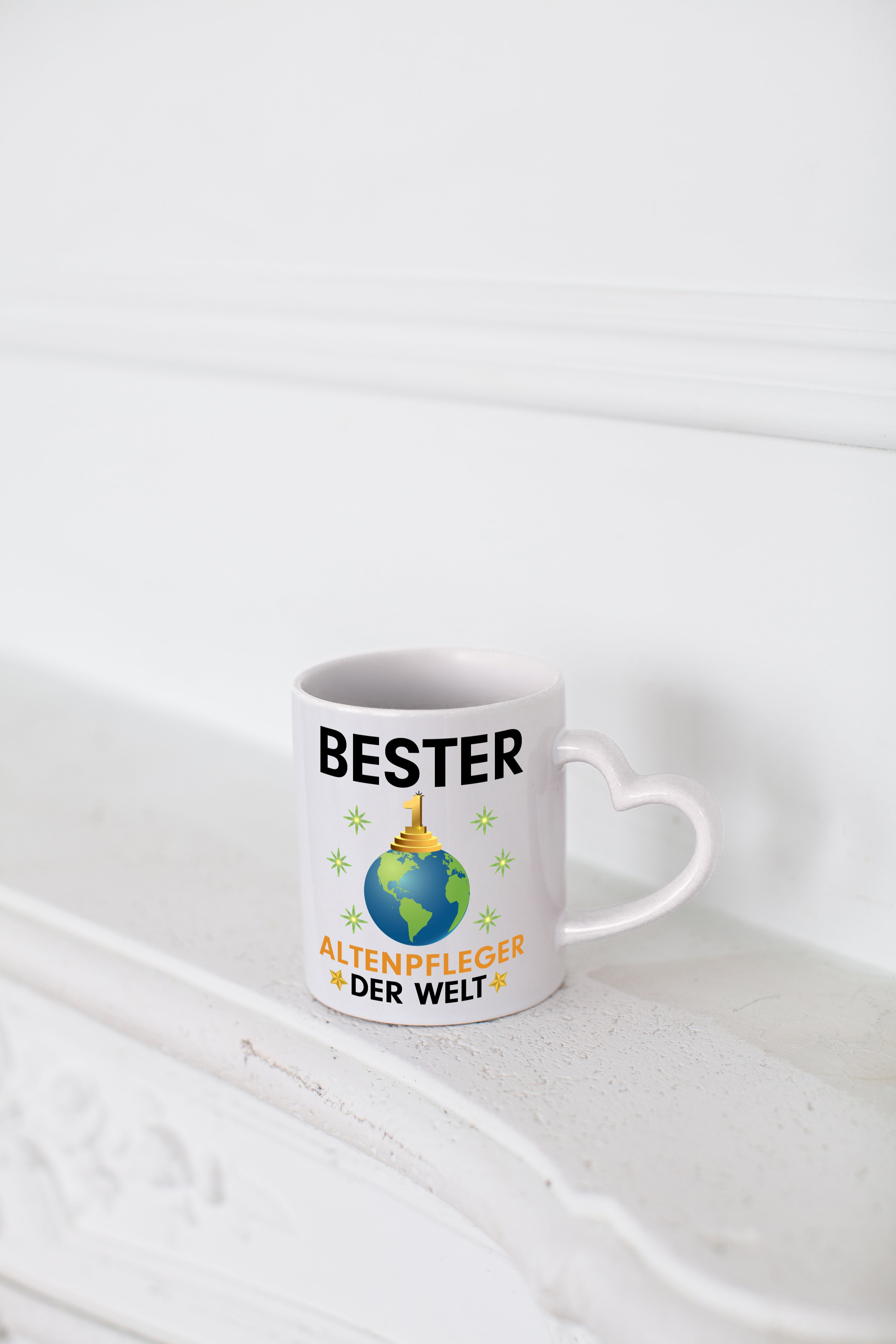 Welt Bester Altenpfleger | Pflegepersonal | Altenheim - Herzhenkel Tasse - Kaffeetasse / Geschenk / Familie