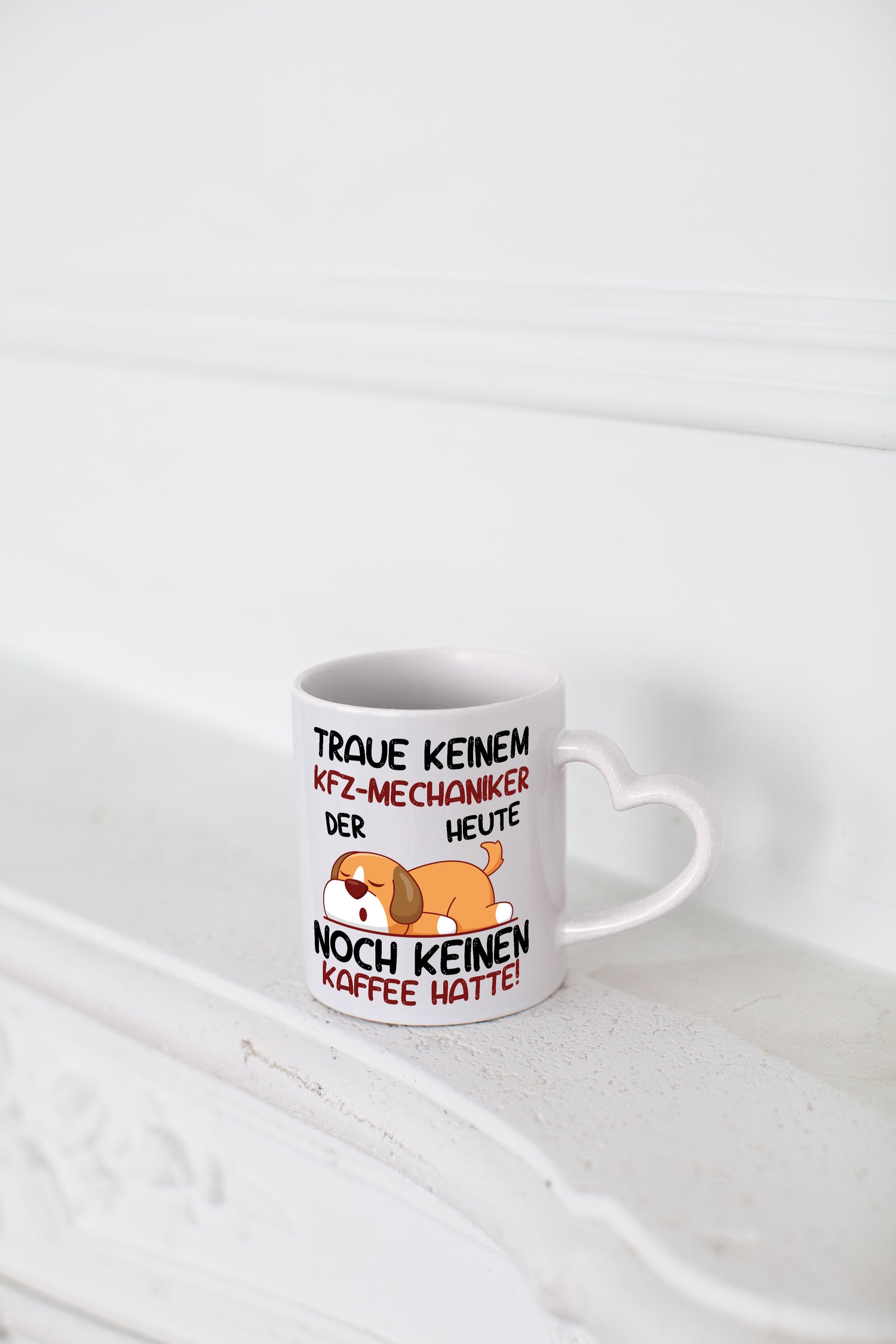 Traue keinem KFZ-Mechaniker | Werkstatt | Mechaniker - Herzhenkel Tasse - Kaffeetasse / Geschenk / Familie