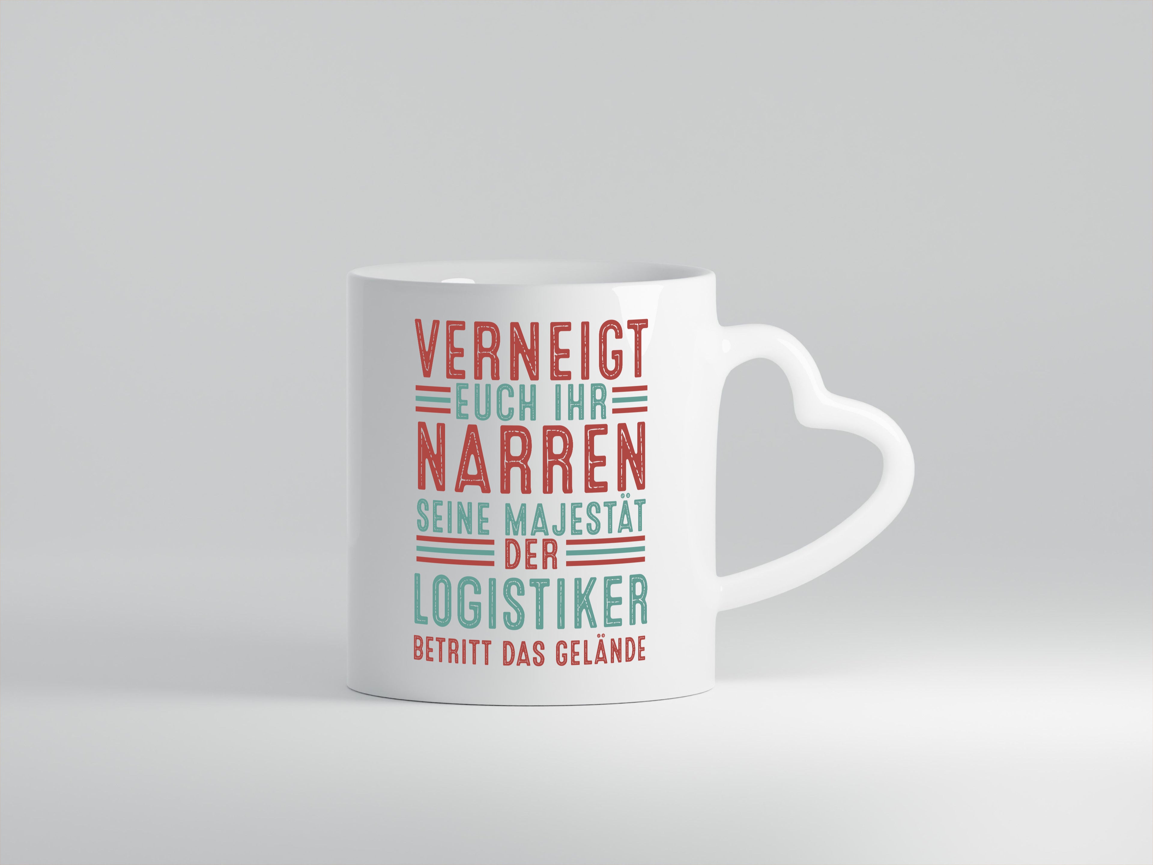 Verneigt euch: Logistiker | Beruf Logistik - Herzhenkel Tasse - Kaffeetasse / Geschenk / Familie